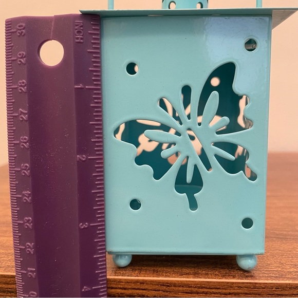 Colorful Metal Lanterns - Picture 13 of 14